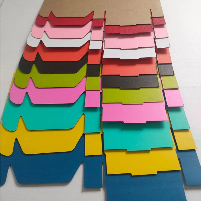 Coffrets cadeaux en carton dur